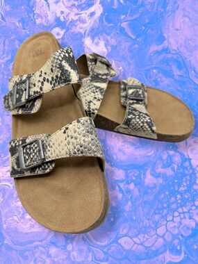 Faux Vegan Leather Snake Skin Print Double Buckle Cork Bottom Beach Birk Sandals